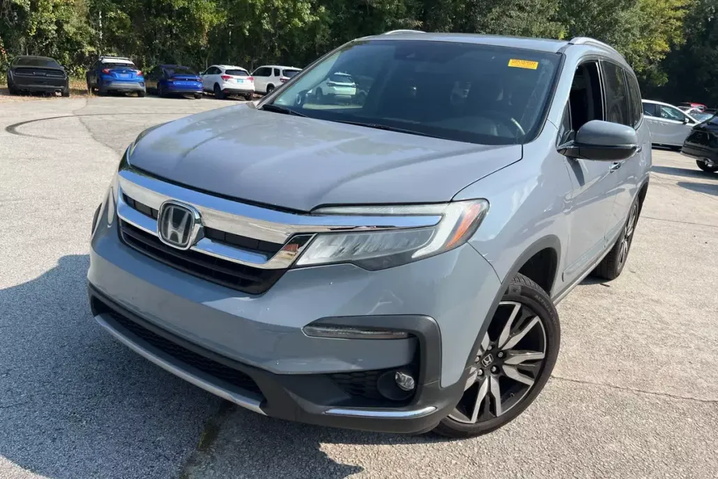 2022 Honda Pilot Touring photo 1