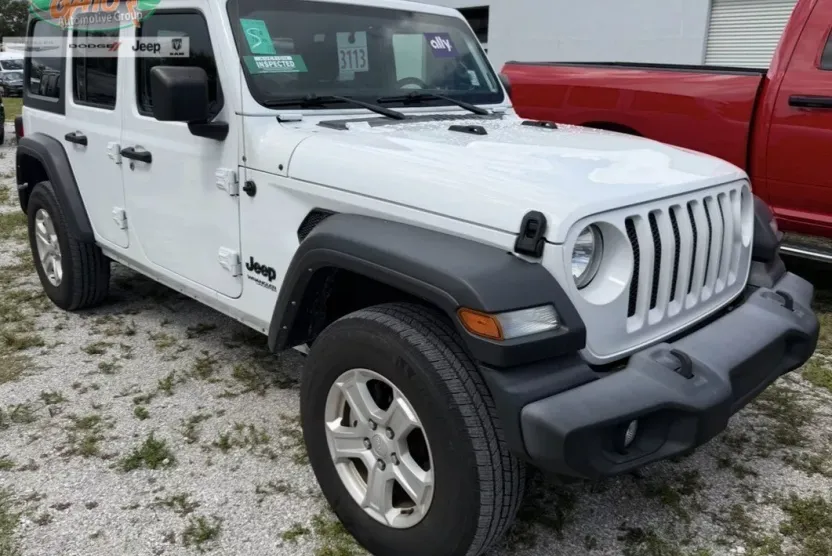 2022 Jeep Wrangler Unlimited Sport S photo 1