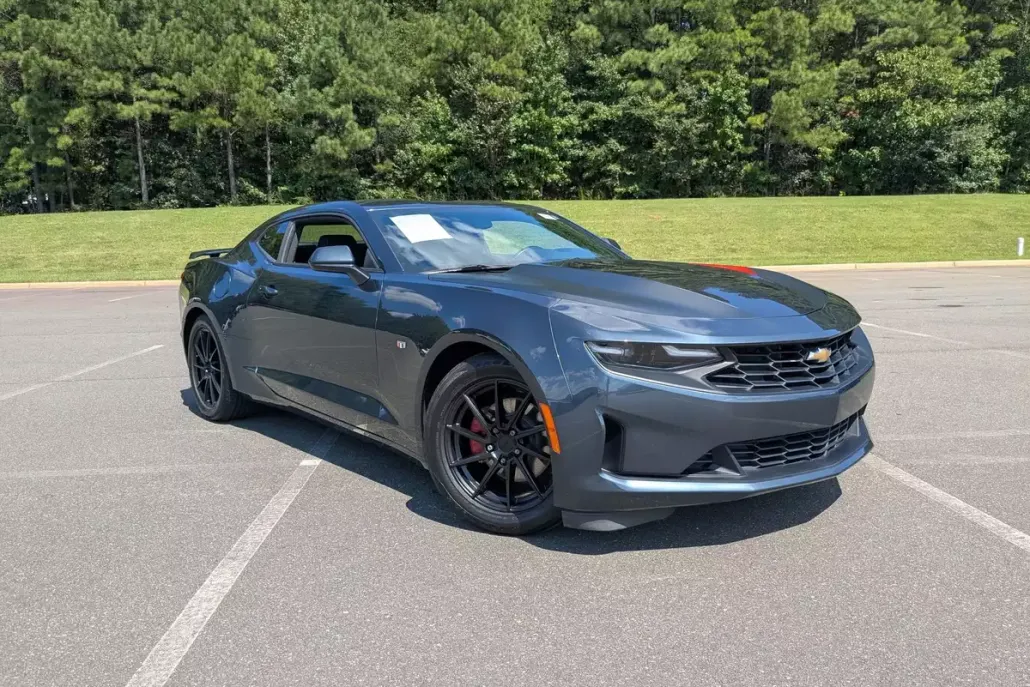 2023 Chevrolet Camaro 1LS photo 1