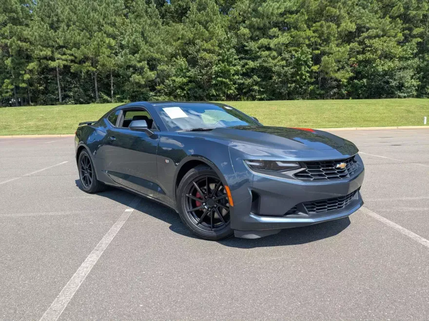 2023 Chevrolet Camaro 1LS photo 1