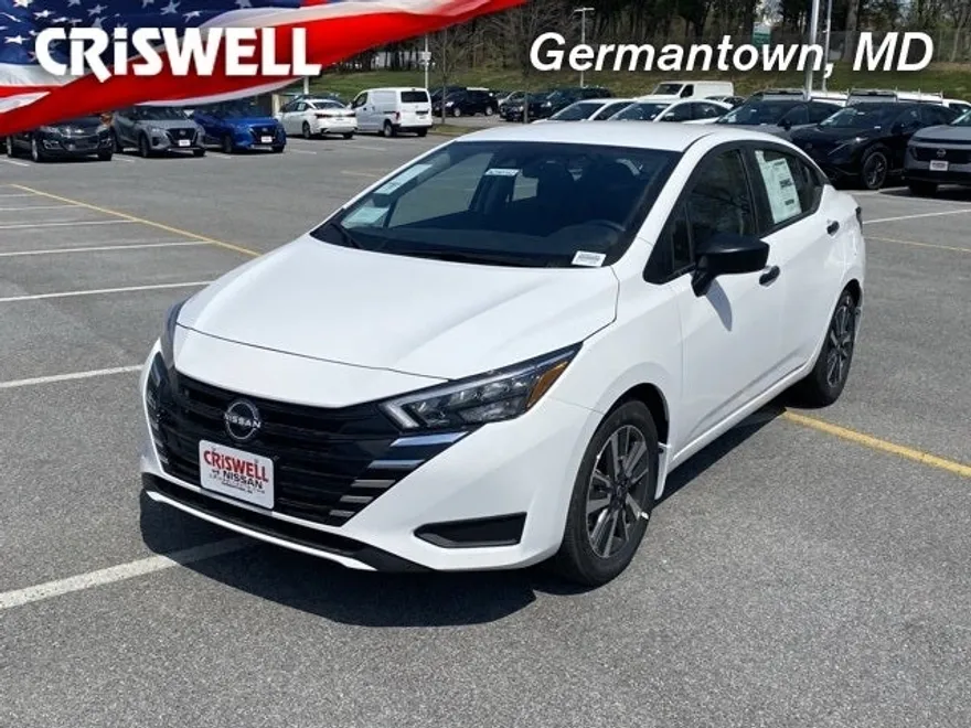2025 Nissan Versa 1.6 S photo 1