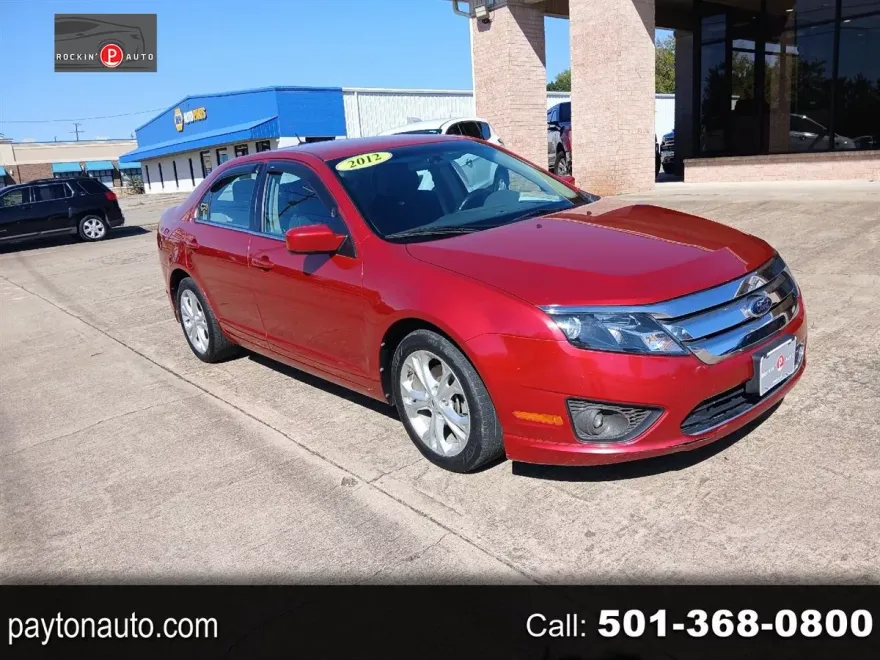 2012 Ford Fusion SE photo 1