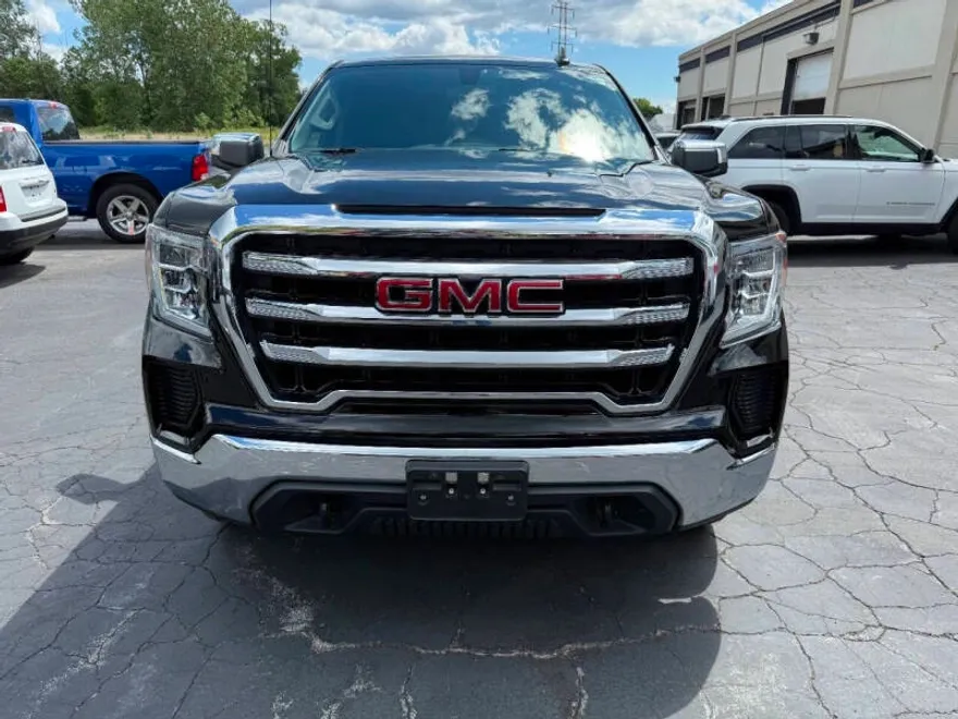 2020 Gmc Sierra 1500 SLE photo 1