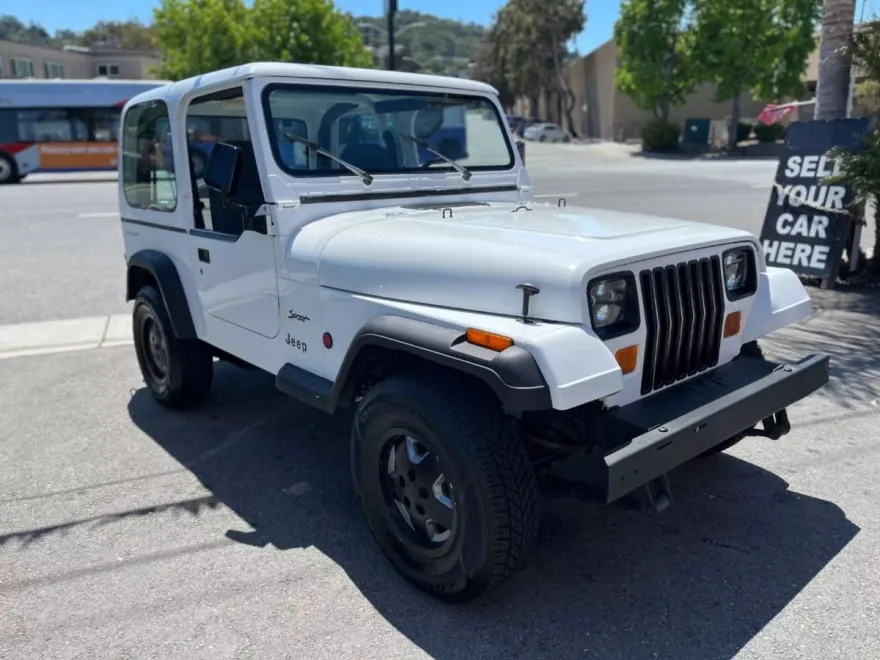 1995 Jeep Wrangler Sport photo 1