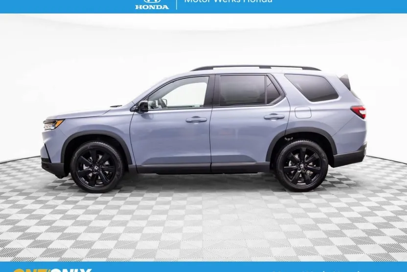 2025 Honda Pilot Black Edition photo 1