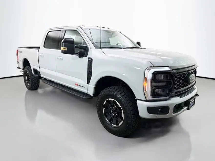 2025 Ford F-350 photo 1