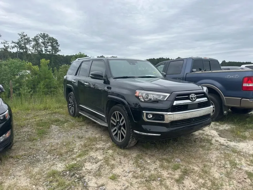 2023 Toyota 4Runner Limited photo 1