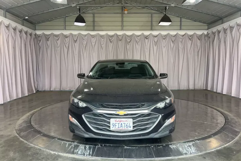 2023 Chevrolet Malibu 1LT photo 1
