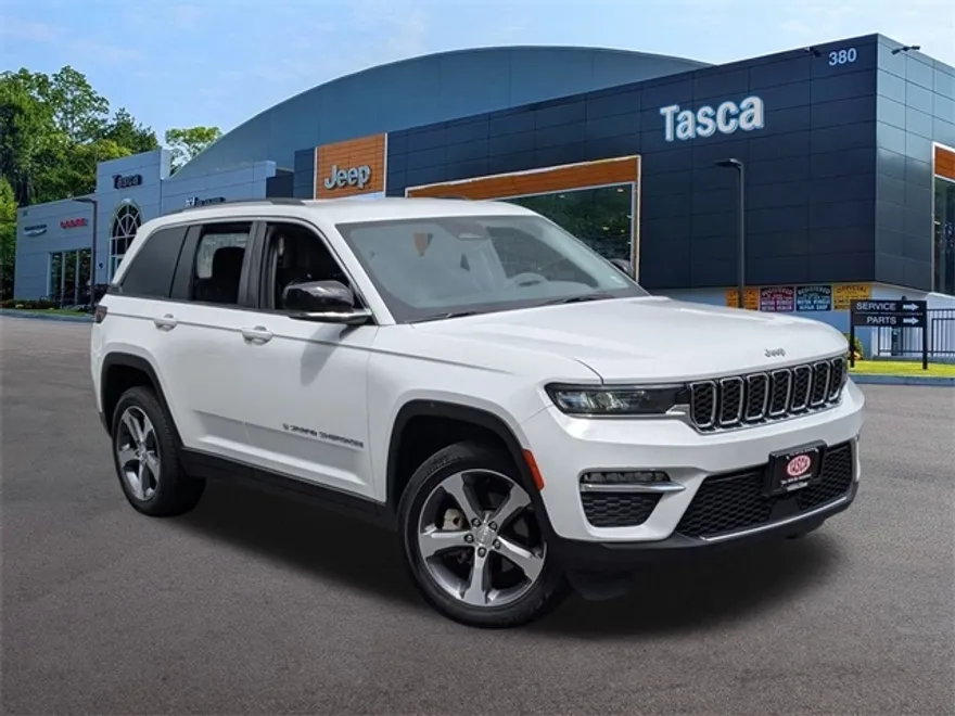 2023 Jeep Grand Cherokee Limited photo 1