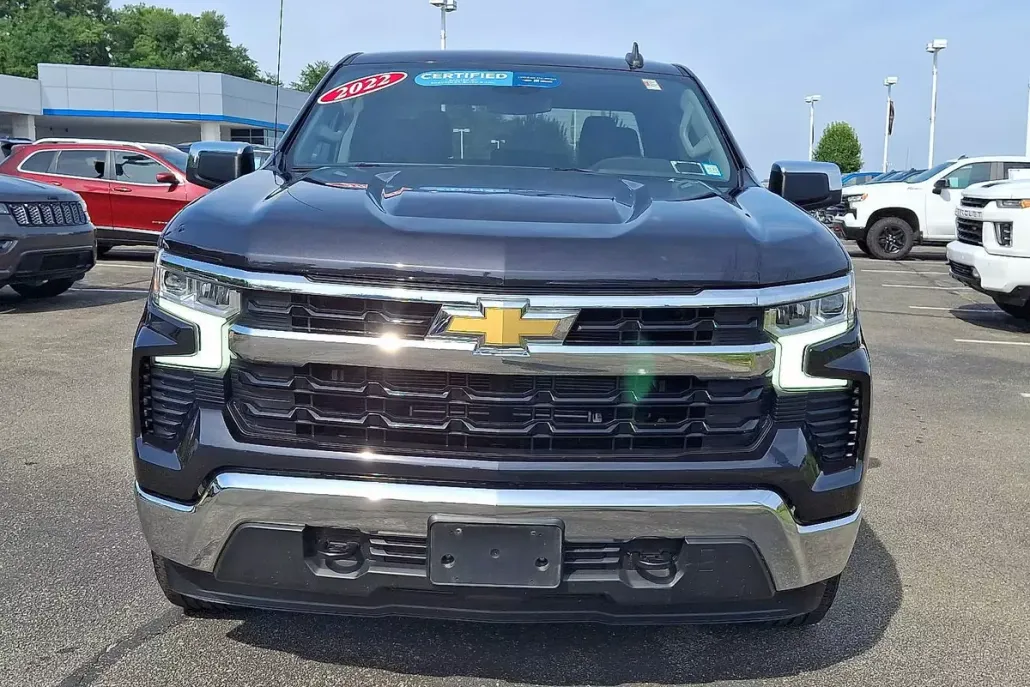 2022 Chevrolet Silverado 1500 LT photo 1