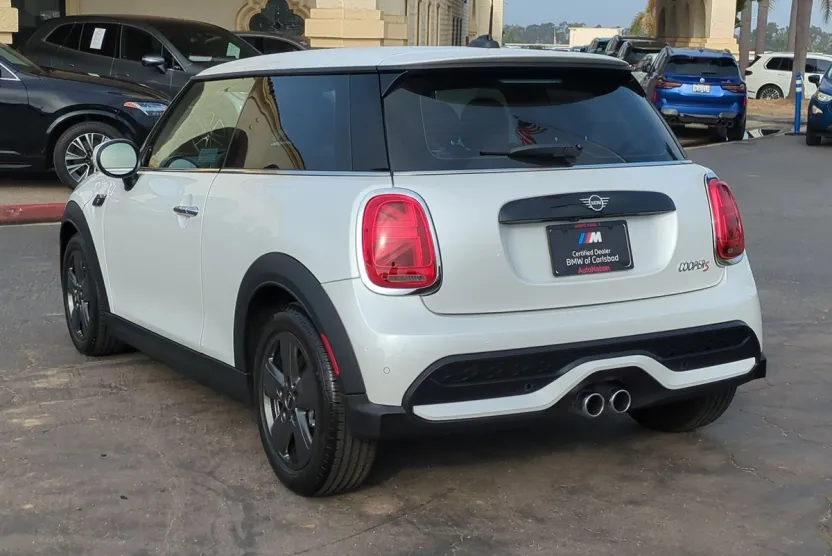 2024 Mini Cooper 2 Door Hardtop S photo 1