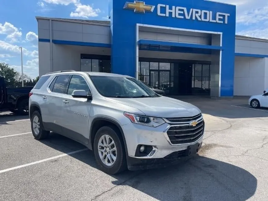 2020 Chevrolet Traverse 1LT photo 1