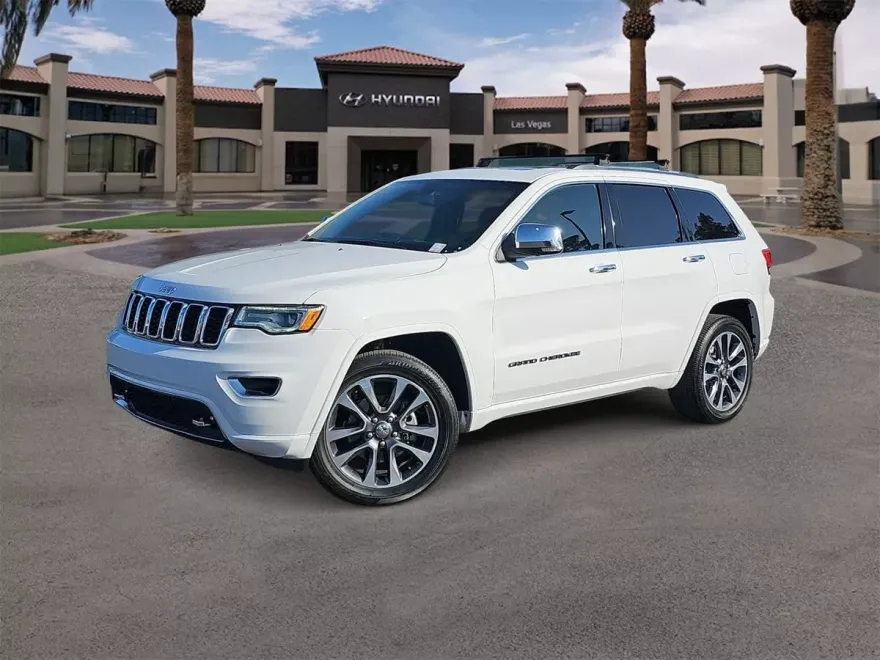 2017 Jeep Grand Cherokee Overland photo 1