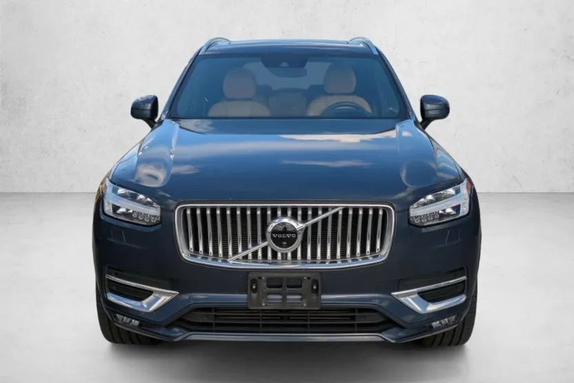 2022 Volvo XC90 T6 AWD Inscription photo 1