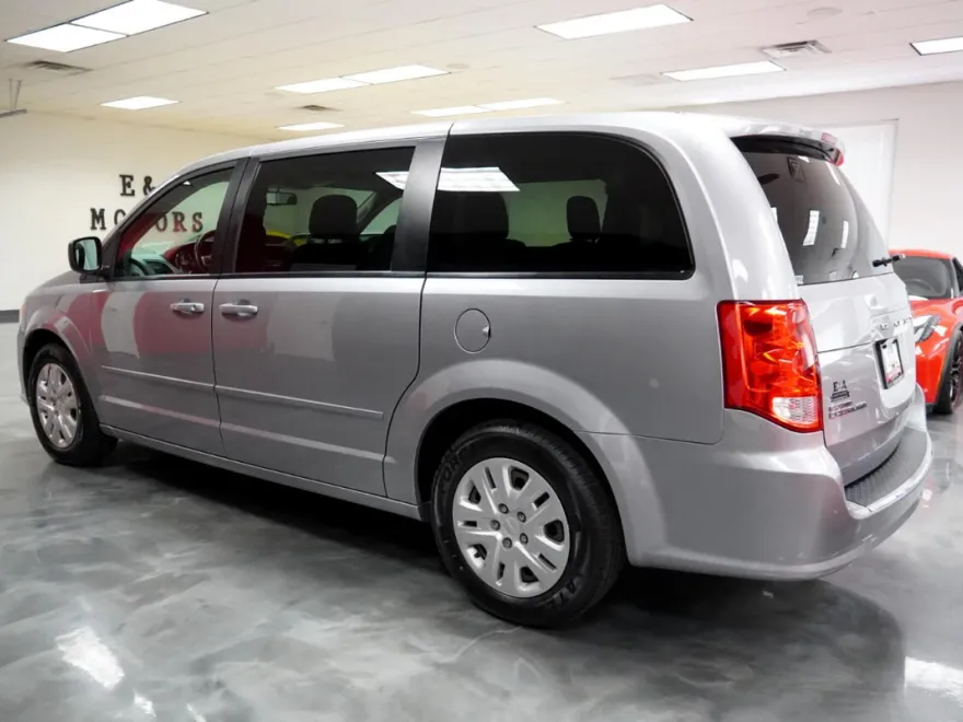 2017 Dodge Grand Caravan SE photo 7