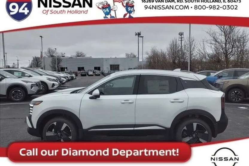2025 Nissan Kicks SR photo 1