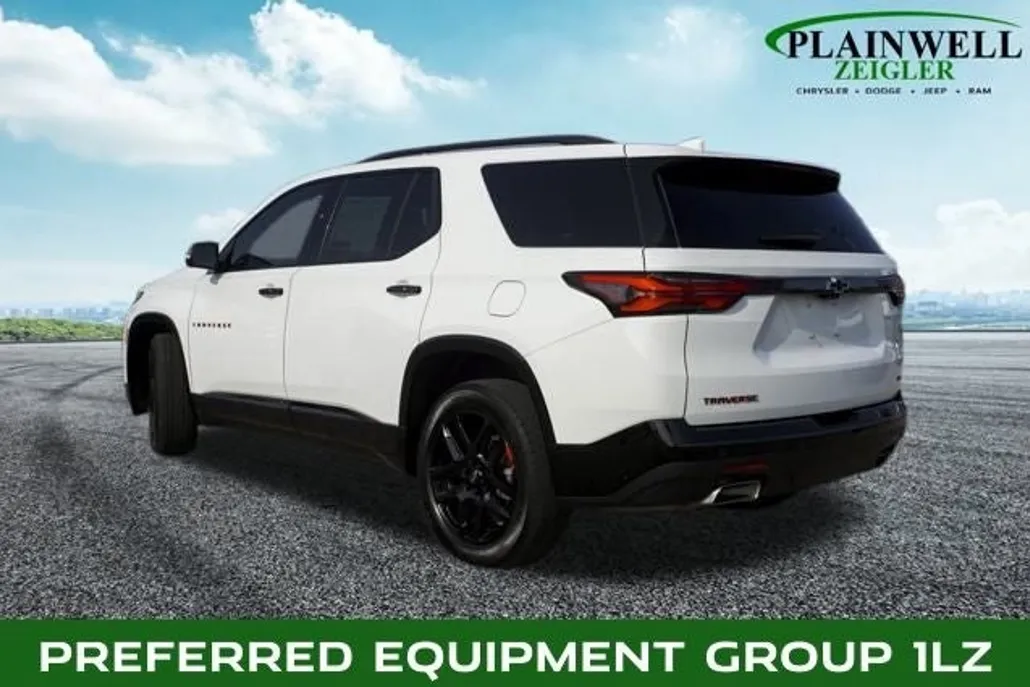 2023 Chevrolet Traverse Premier photo 1