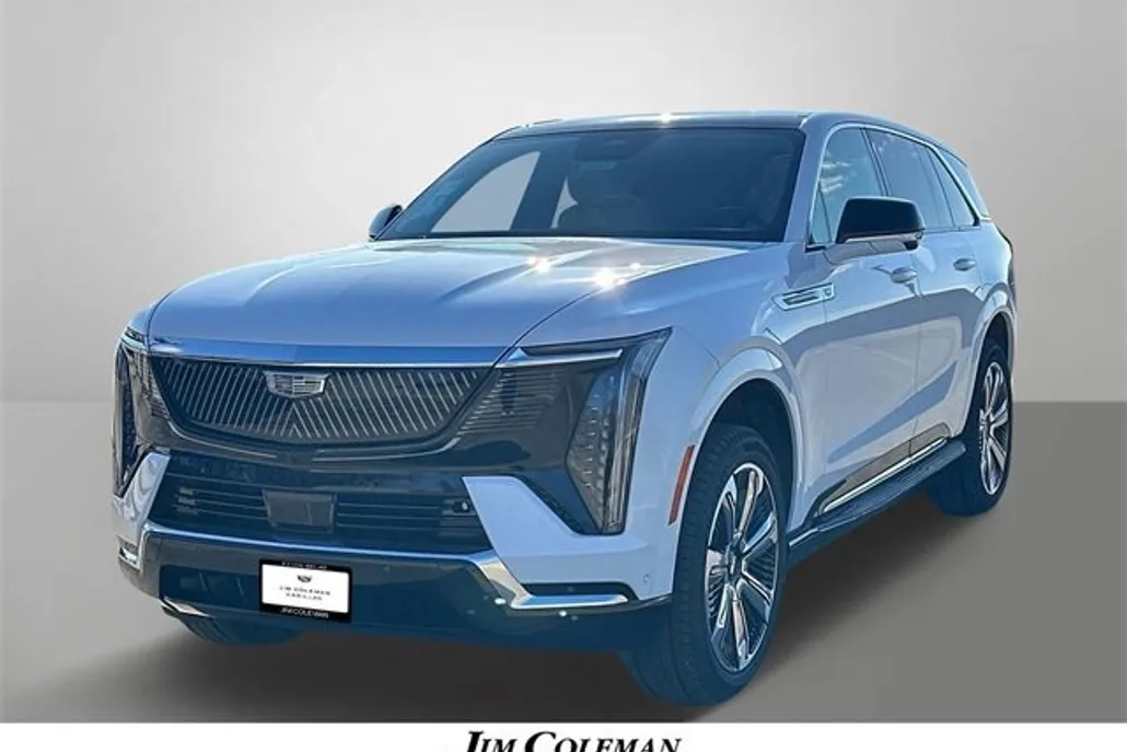 2025 Cadillac Escalade IQ Luxury photo 1