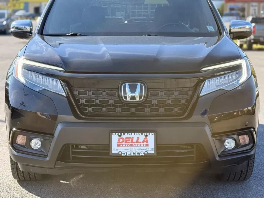 2019 Honda Passport Elite photo 1
