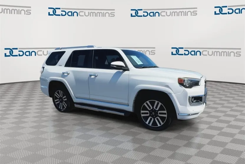 2014 Toyota 4Runner Limited photo 1