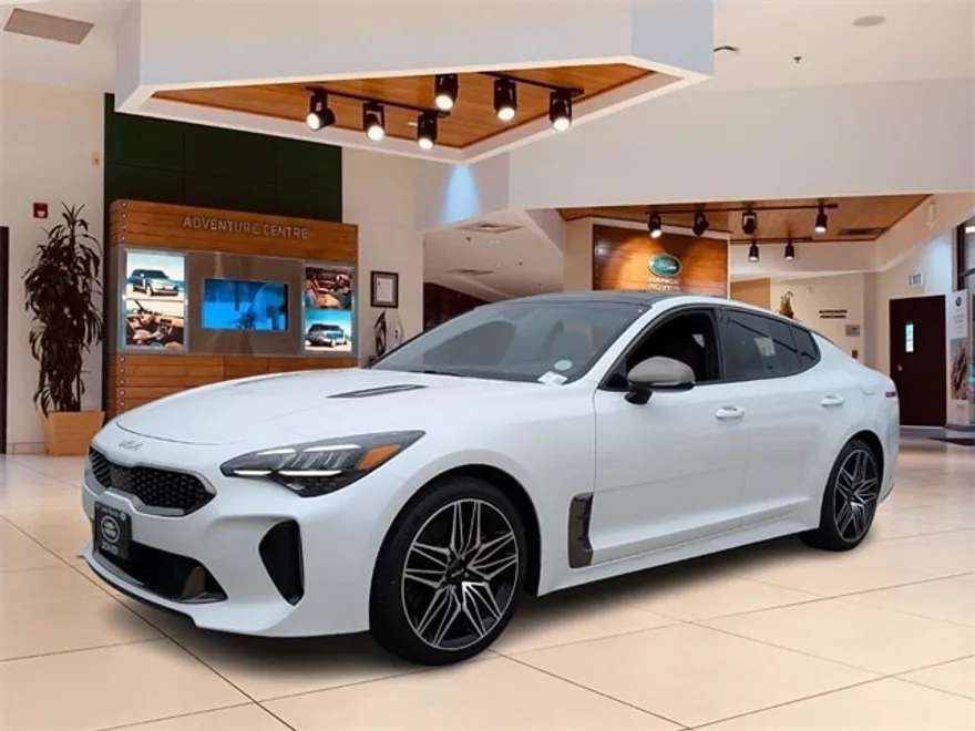 2022 Kia Stinger GT1 photo 1