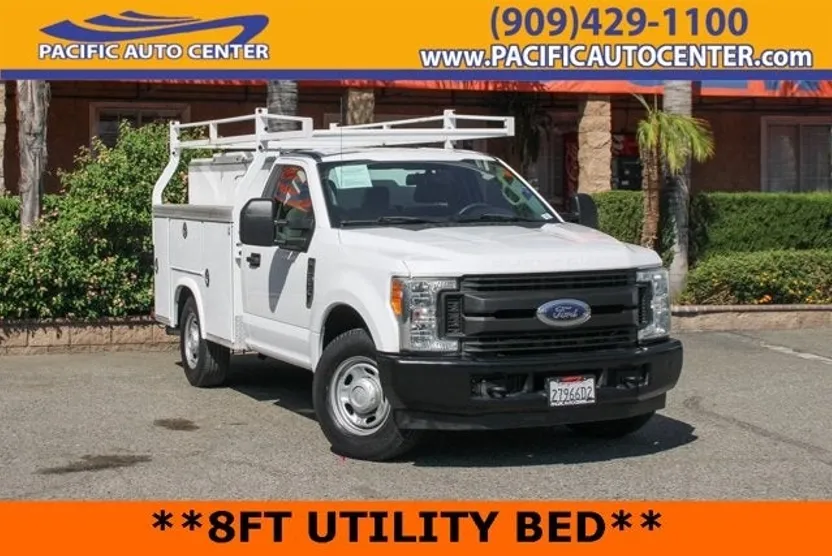 2017 Ford F-250 photo 1