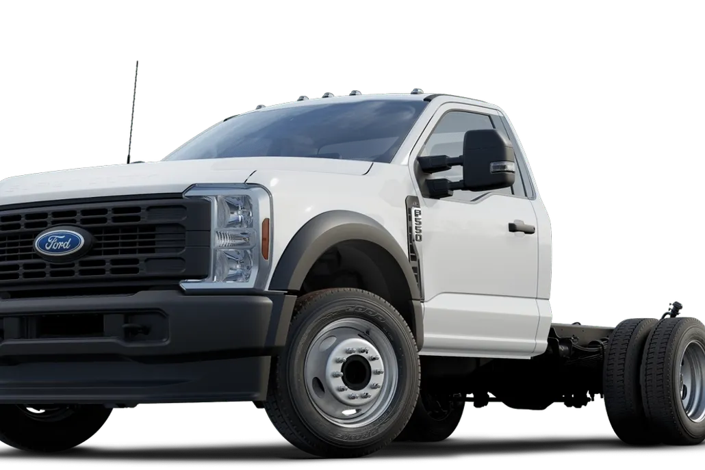 2025 Ford F-550 XL photo 1