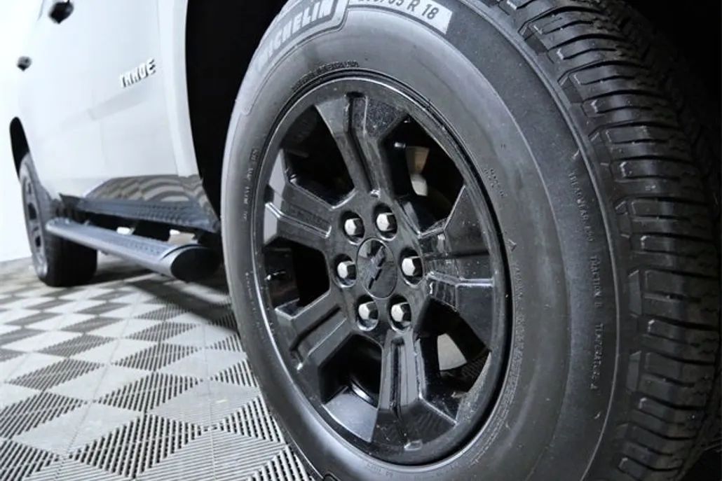 2020 Chevrolet Tahoe LS photo 1