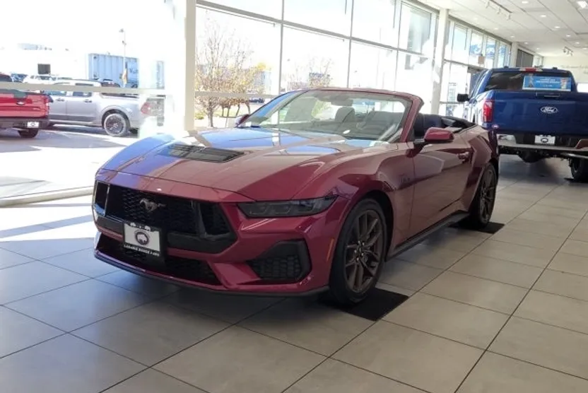 2025 Ford Mustang GT Premium Convertible photo 1