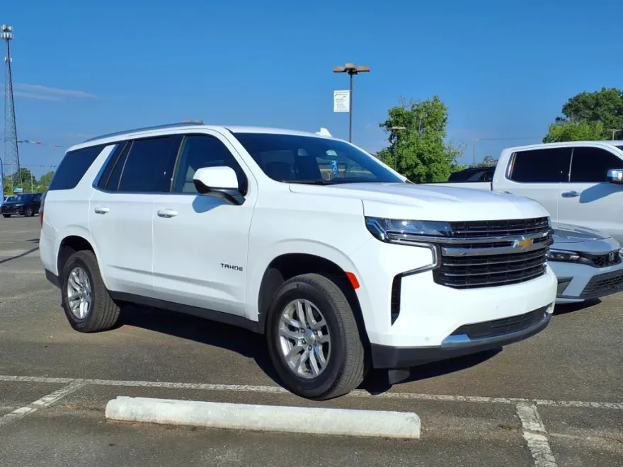 2023 Chevrolet Tahoe LT photo 1