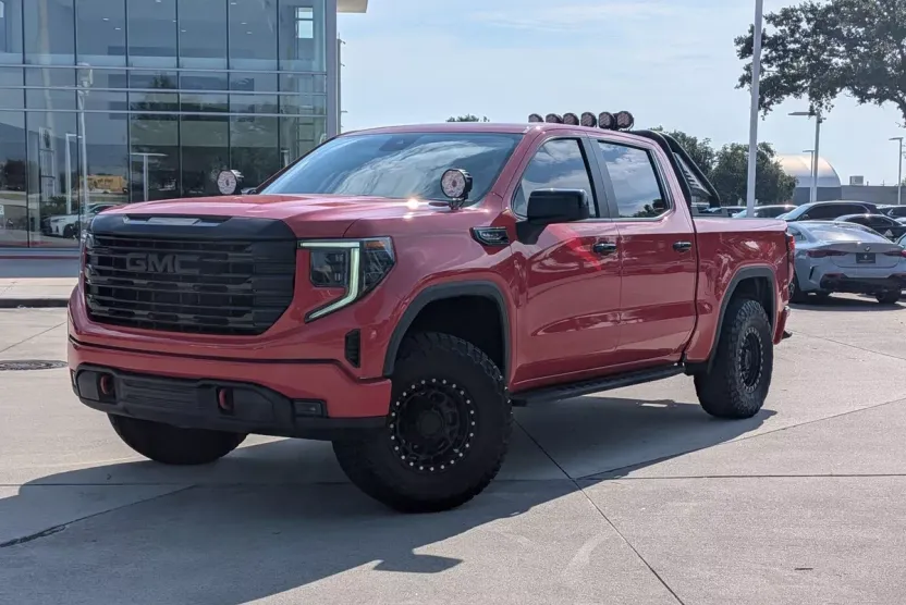 2022 Gmc Sierra Base photo 1