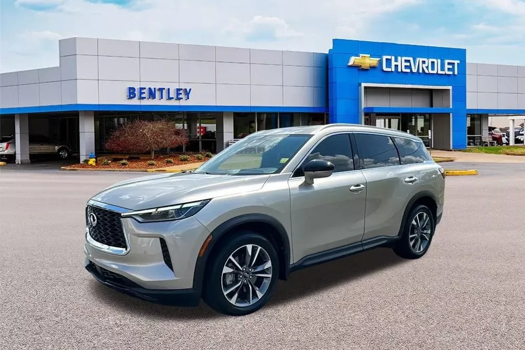 2023 Infiniti QX60 Luxe photo 1