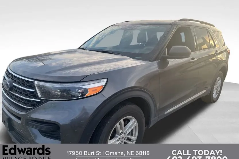 2020 Ford Explorer XLT photo 1