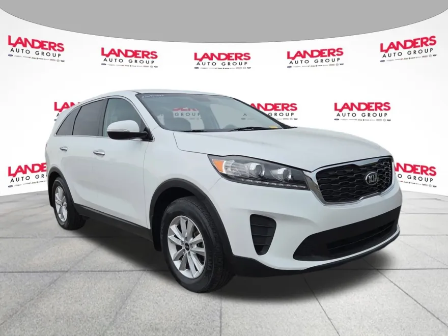 2019 Kia Sorento LX photo 1