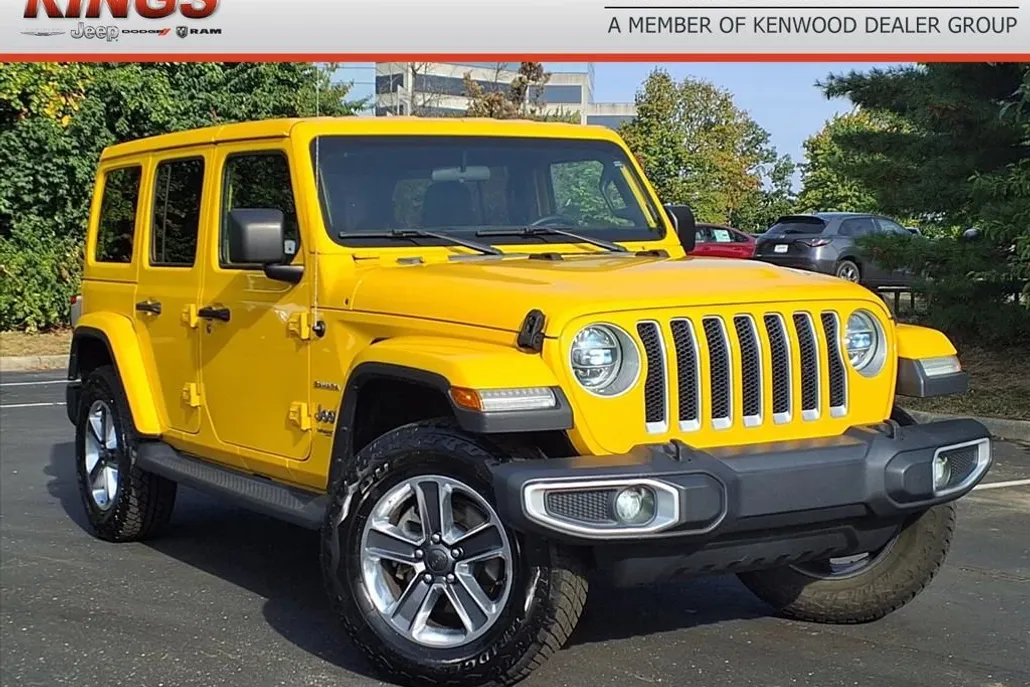 2020 Jeep Wrangler Unlimited Sahara photo 1