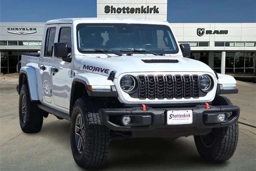 2024 Jeep Gladiator Mojave photo 1