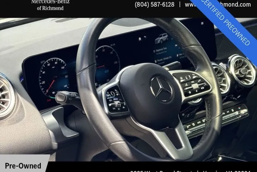 2022 Mercedes Benz EQB 300 4MATIC photo 1