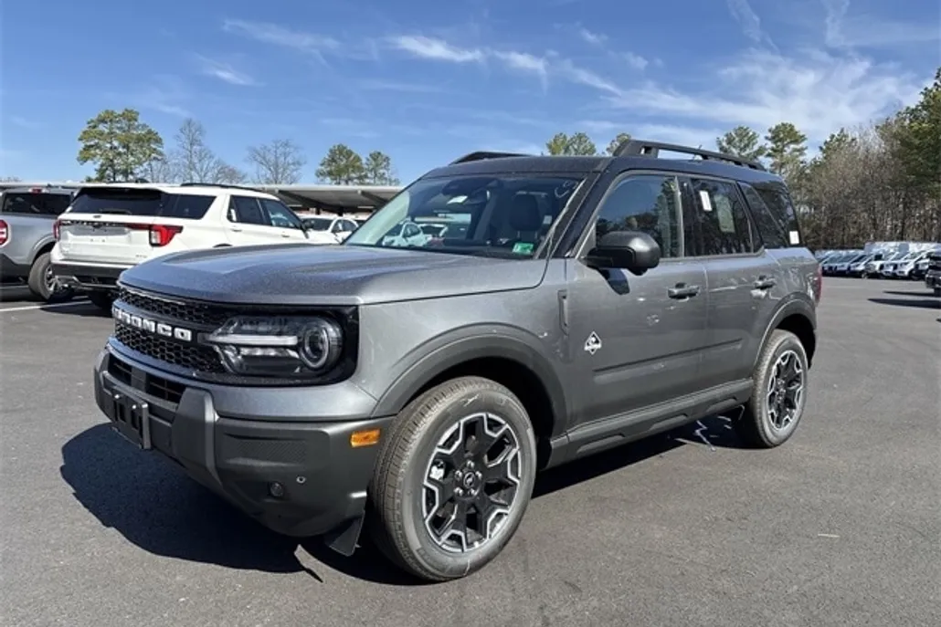 2025 Ford Bronco Sport Outer Banks photo 1