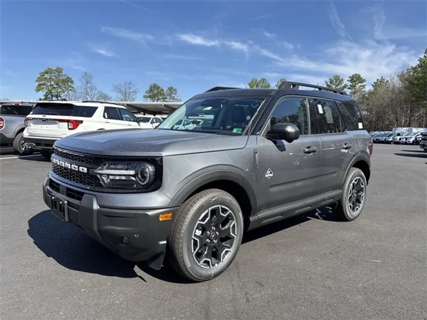 2025 Ford Bronco Sport Outer Banks photo 1