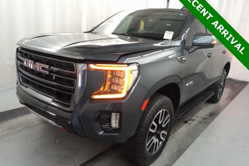 2021 Gmc Yukon AT4 photo 1