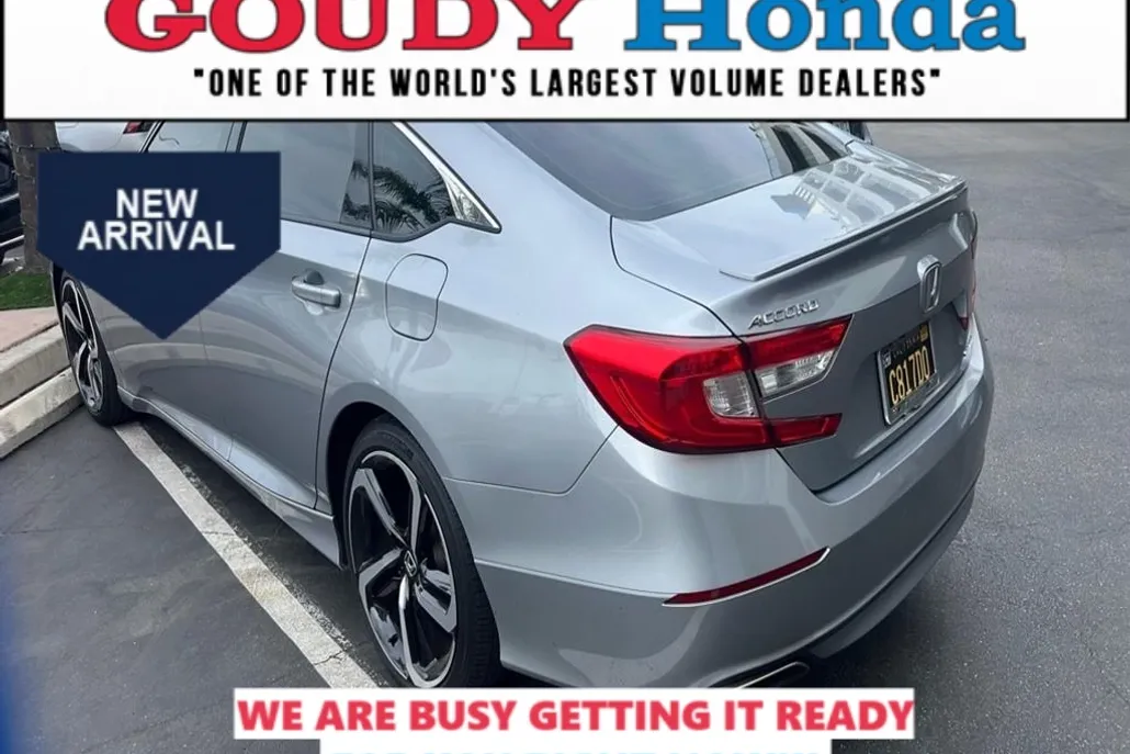 2018 Honda Accord Sport photo 1