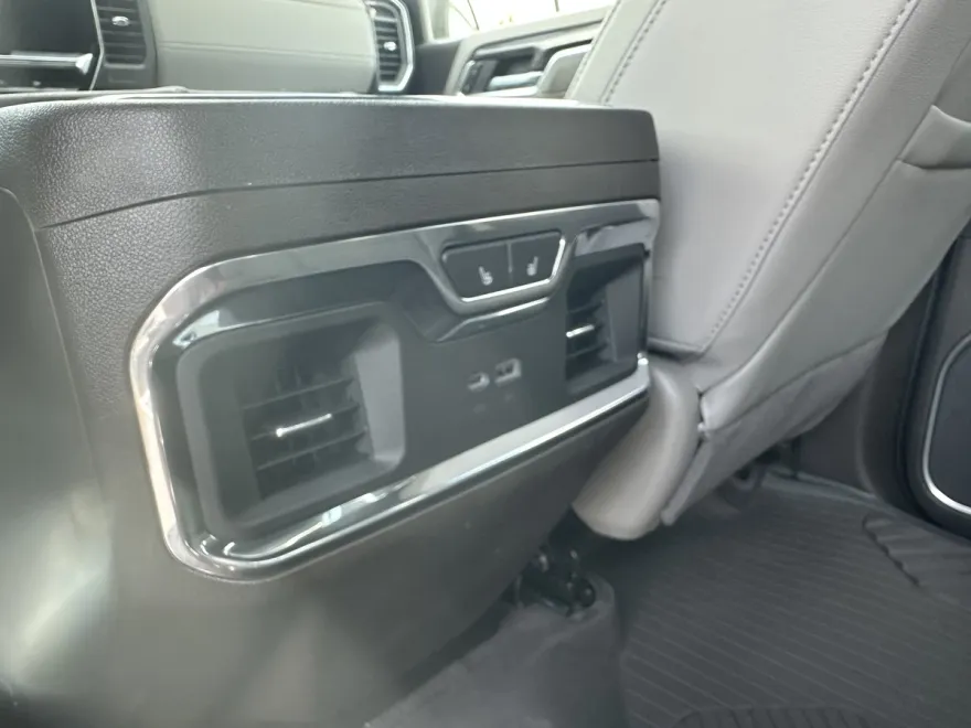 2025 Chevrolet Silverado 1500 LTZ photo 1