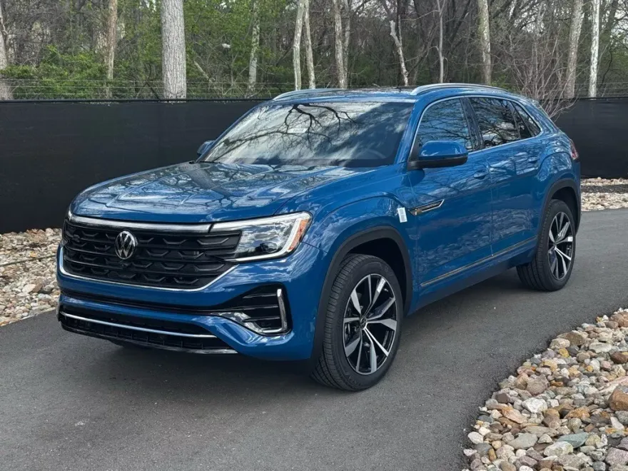 2025 Volkswagen Atlas Cross Sport SEL Premium R-Line photo 1