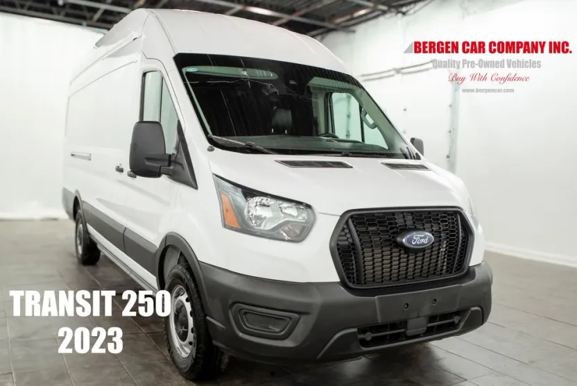 2023 Ford Transit photo 1