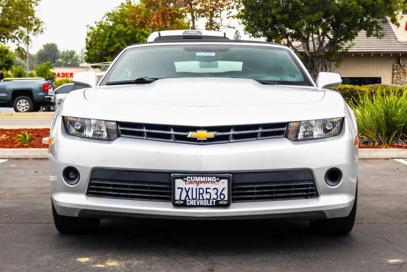 2015 Chevrolet Camaro 1LT photo 1