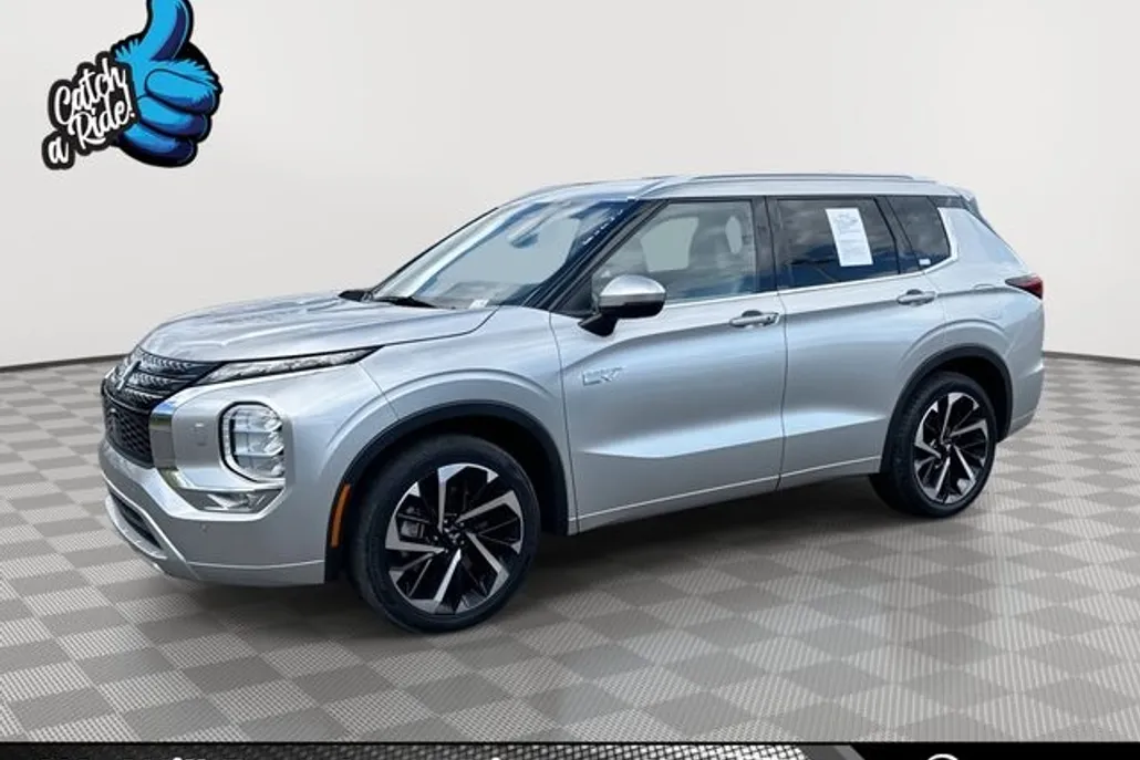 2023 Mitsubishi Outlander PHEV SEL photo 1