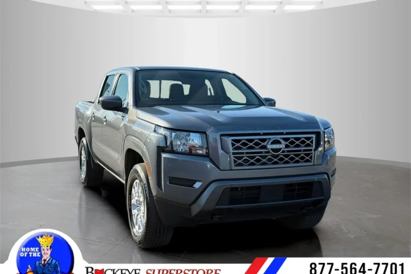 2022 Nissan Frontier SV Crew Cab photo 1