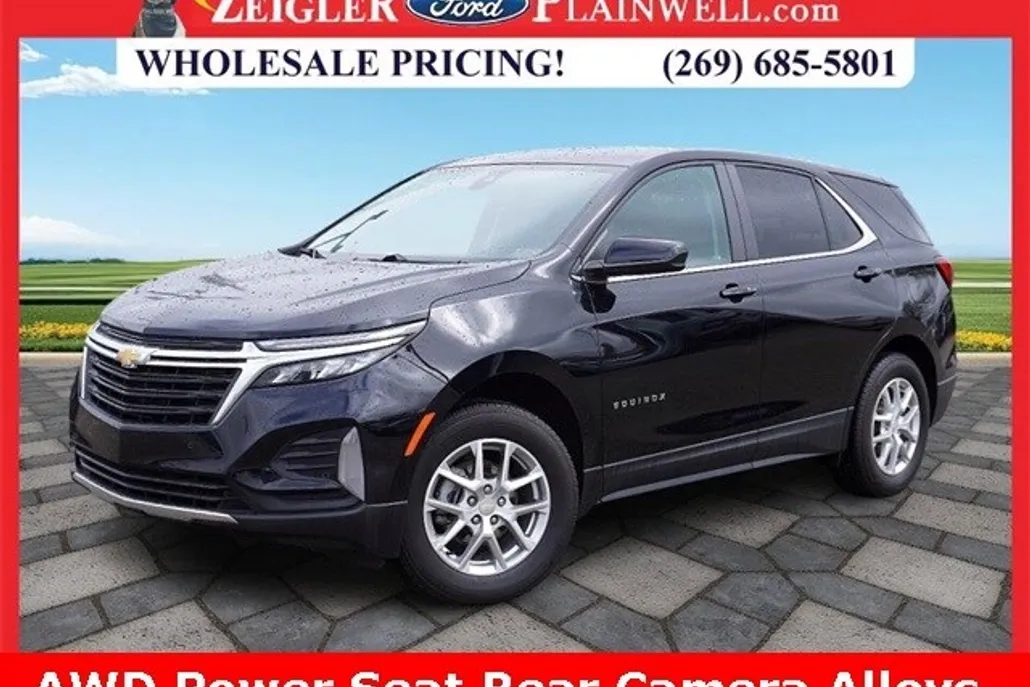 2023 Chevrolet Equinox LT photo 1