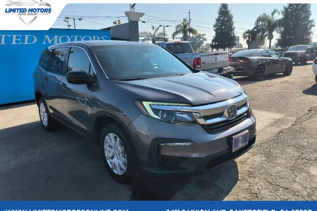 2019 Honda Pilot LX photo 1
