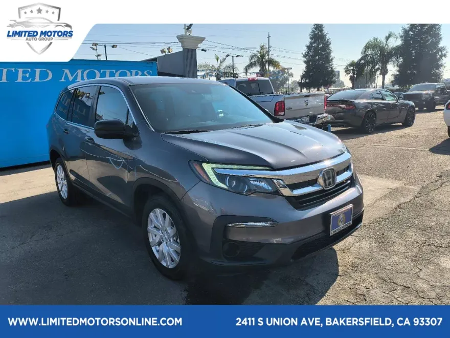 2019 Honda Pilot LX photo 1